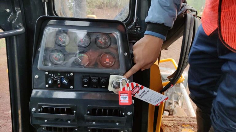 Lockout Tagout Device - Best Lockout/ Tagout Solutions